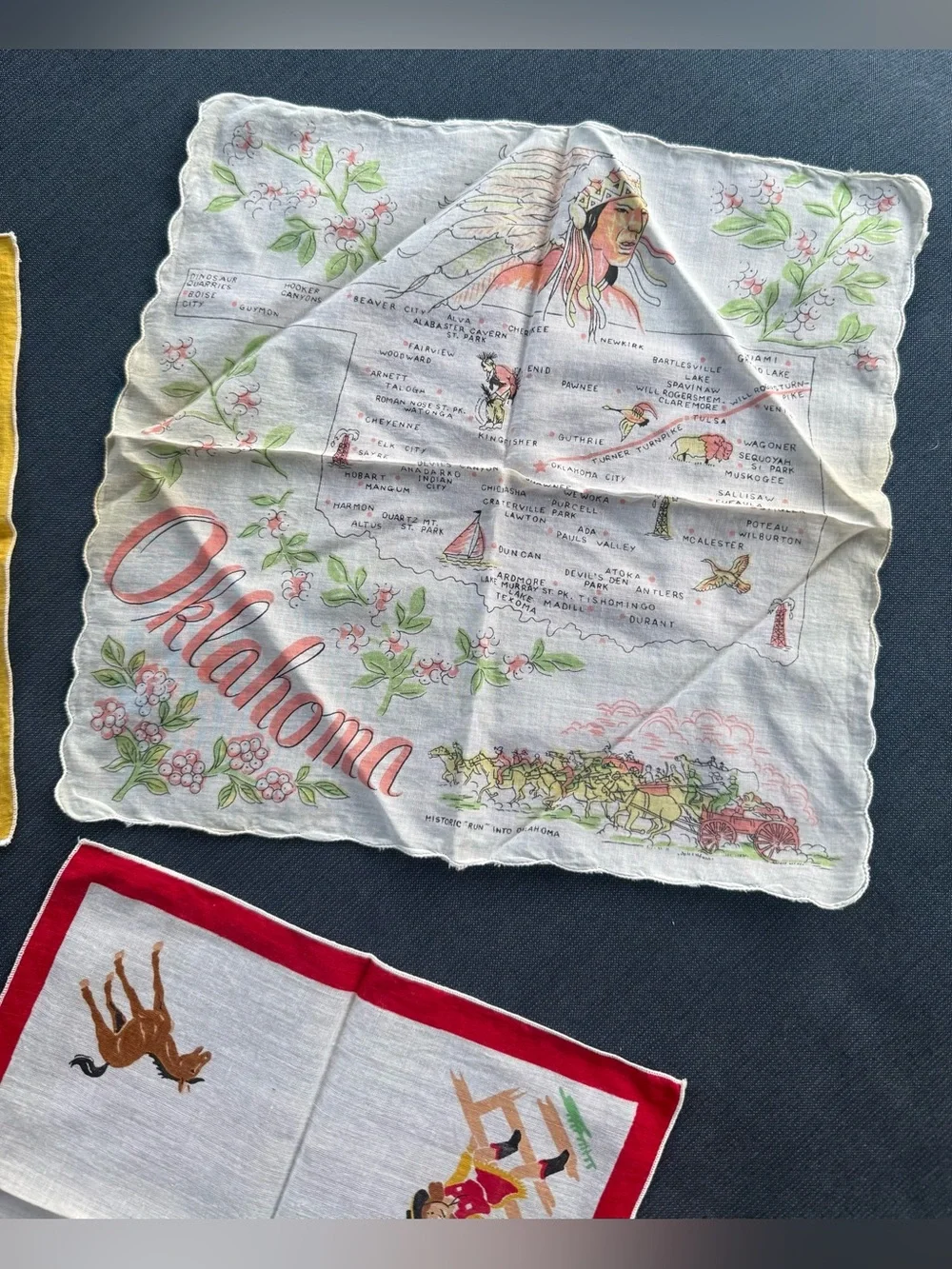 🆕VTG Children’s Handkerchiefs🆕